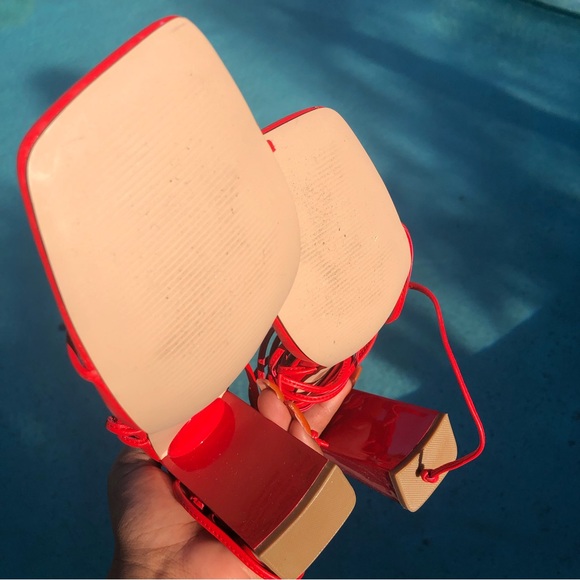 Steve Madden Leverage Heels in Red - Picture 6 of 7